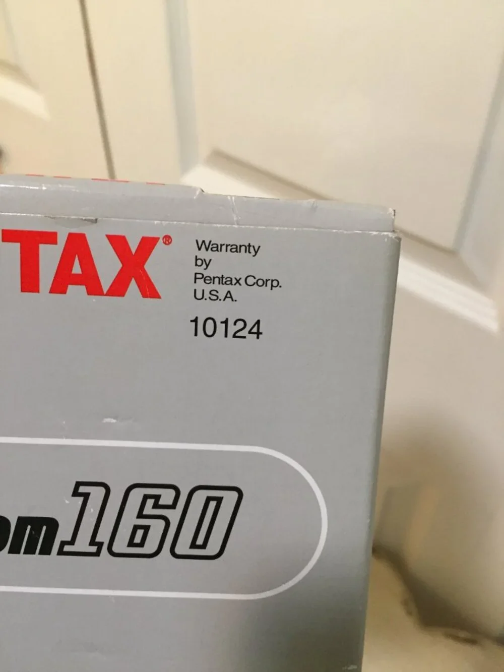 Pentax IQZoom 160 35mm Point & Shoot Film Camera w/Box 4 Rolls Kodak Film